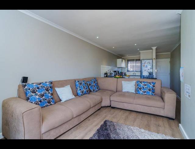 2 BEDROOM HOUSE FOR SALE IN DIEP RIVER